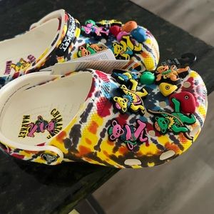 Chinatown Market X Grateful Dead Crocs LIMITED ED NWT